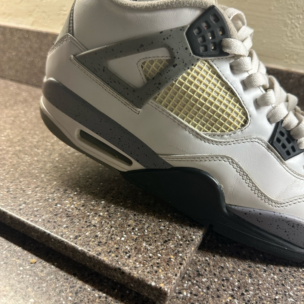 Jordan 4 2016 cement